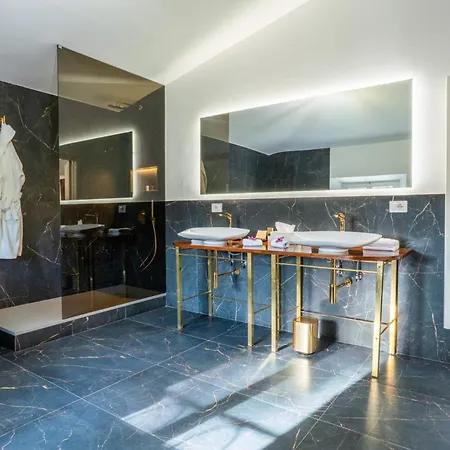 L'avvenire 4* Сиена