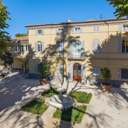 L'avvenire 4* Сиена