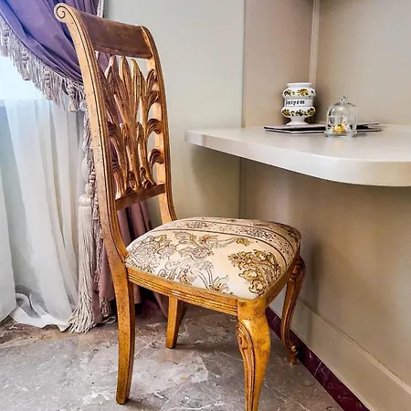 L'avvenire Hotel 4*