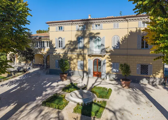 L'avvenire 4* Сиена