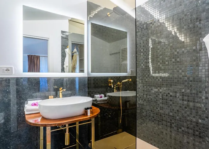 L'avvenire Готель 4*