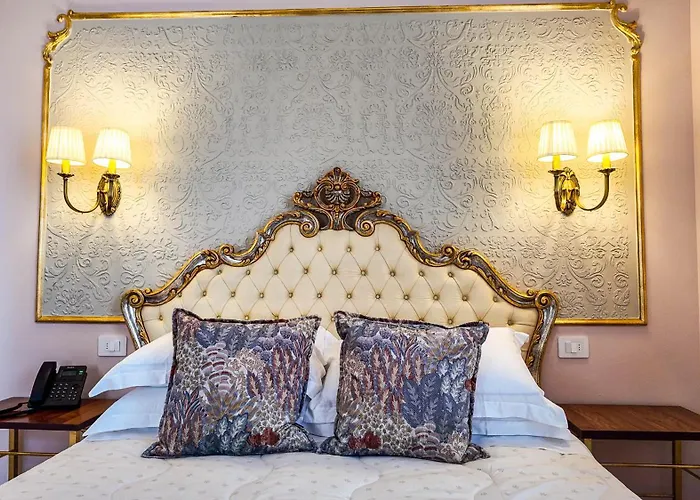 Готель L'avvenire Сієна