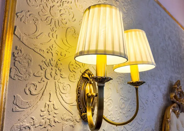 Готель L'avvenire 4*