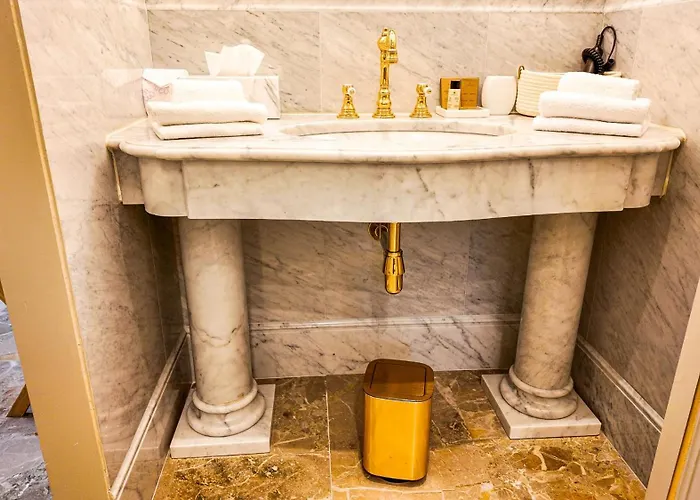 L'avvenire 4* Сиена