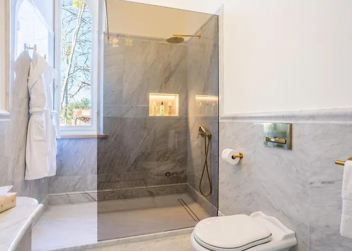 Szálloda L'avvenire