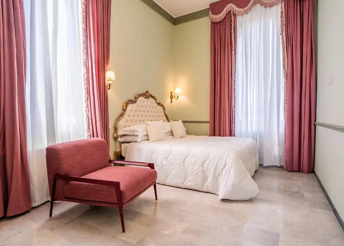 L'avvenire Szálloda Siena